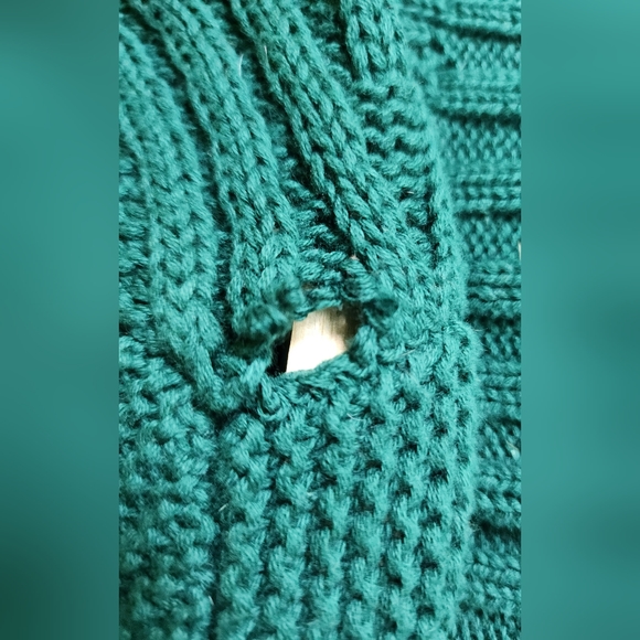 Cable Knit Crew 100% Cotton Sweater, Size L, Hunter Green - Picture 4 of 4